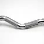The Rackable EZ Curl Bar (16kg,30mm, 6'2") Hard Chrome - Image 9