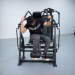 Plate Loaded Ab Crunch - Saturn - Image 4